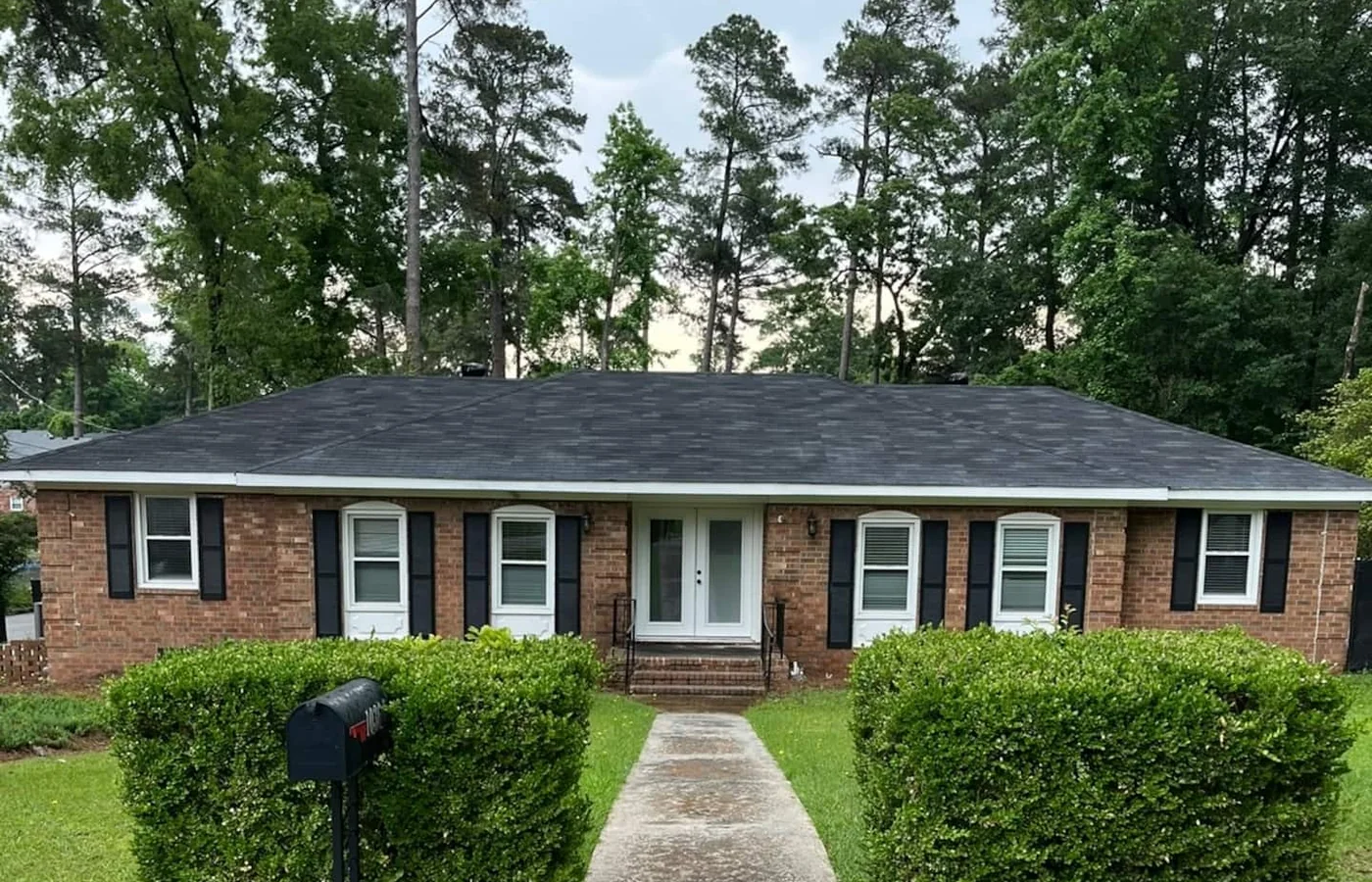 1036 Brookwood Dr hero photo
