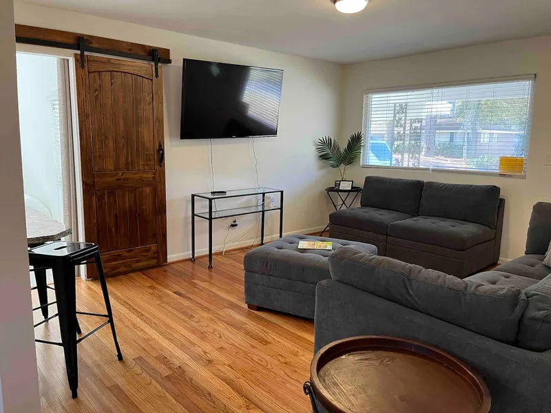 1116 Glenwood Dr photo