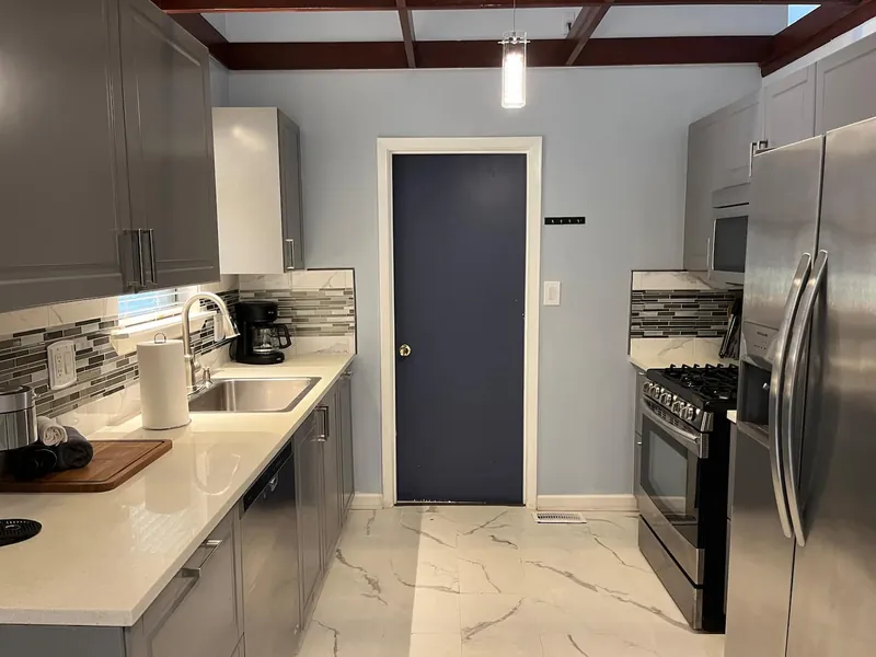 2402 Wilkshire Dr photo