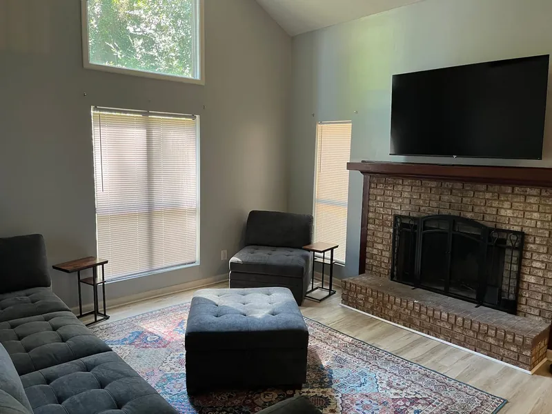 2402 Wilkshire Dr photo