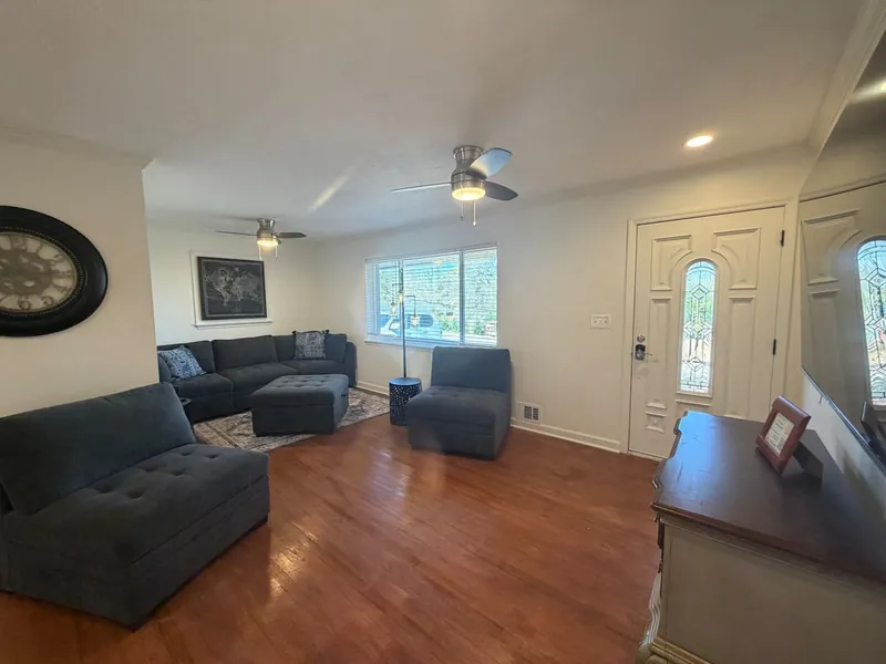 2412 Apricot Ln photo