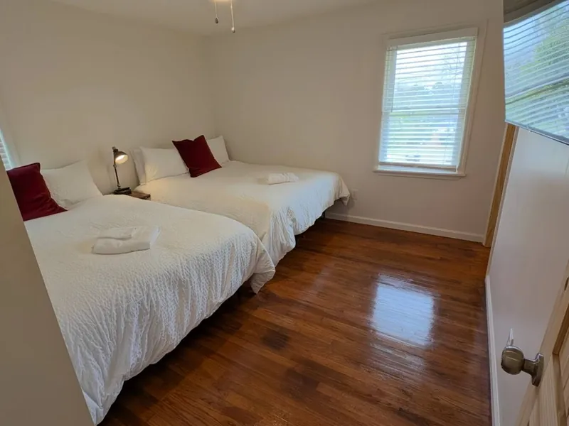 2606 Springwood Dr photo