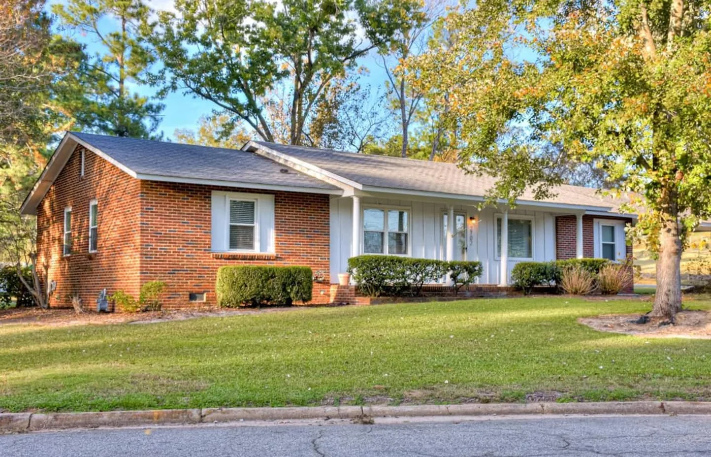 2702 Margate Dr hero photo