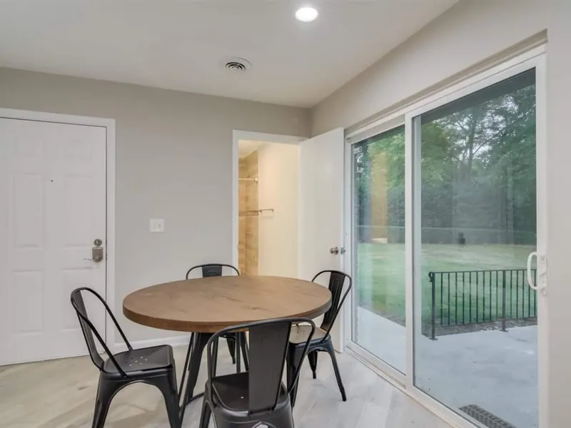 2706 Wicklow Dr photo